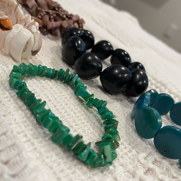 Shell/Bead/Hawaiian Sea Bean/Tagua Mixed Bracelets - Picture 5 of 9